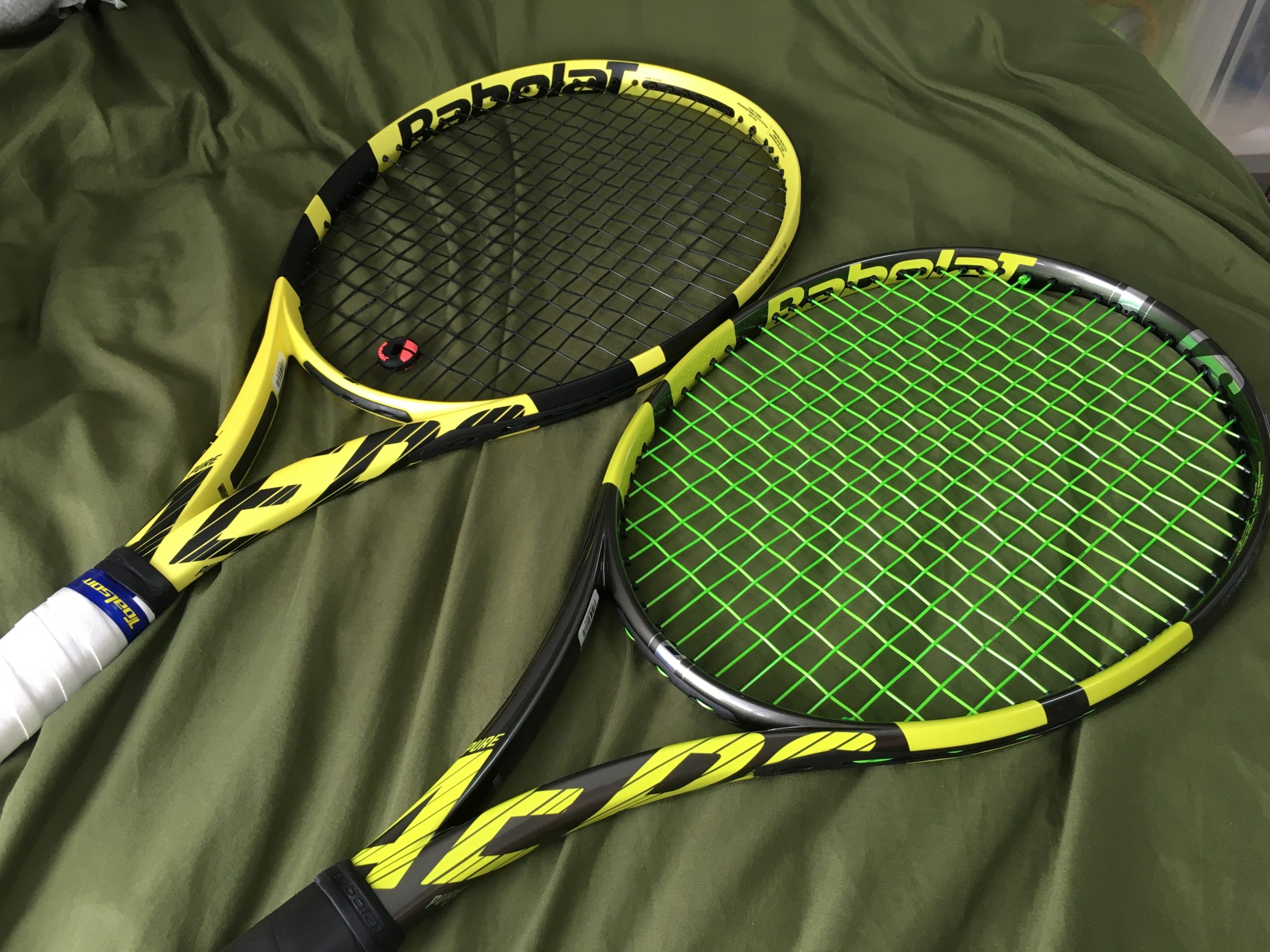 超人気の バボラ BabolaT テニスラケット <br>ピュア アエロ VS <br>PURE AERO BF101427 