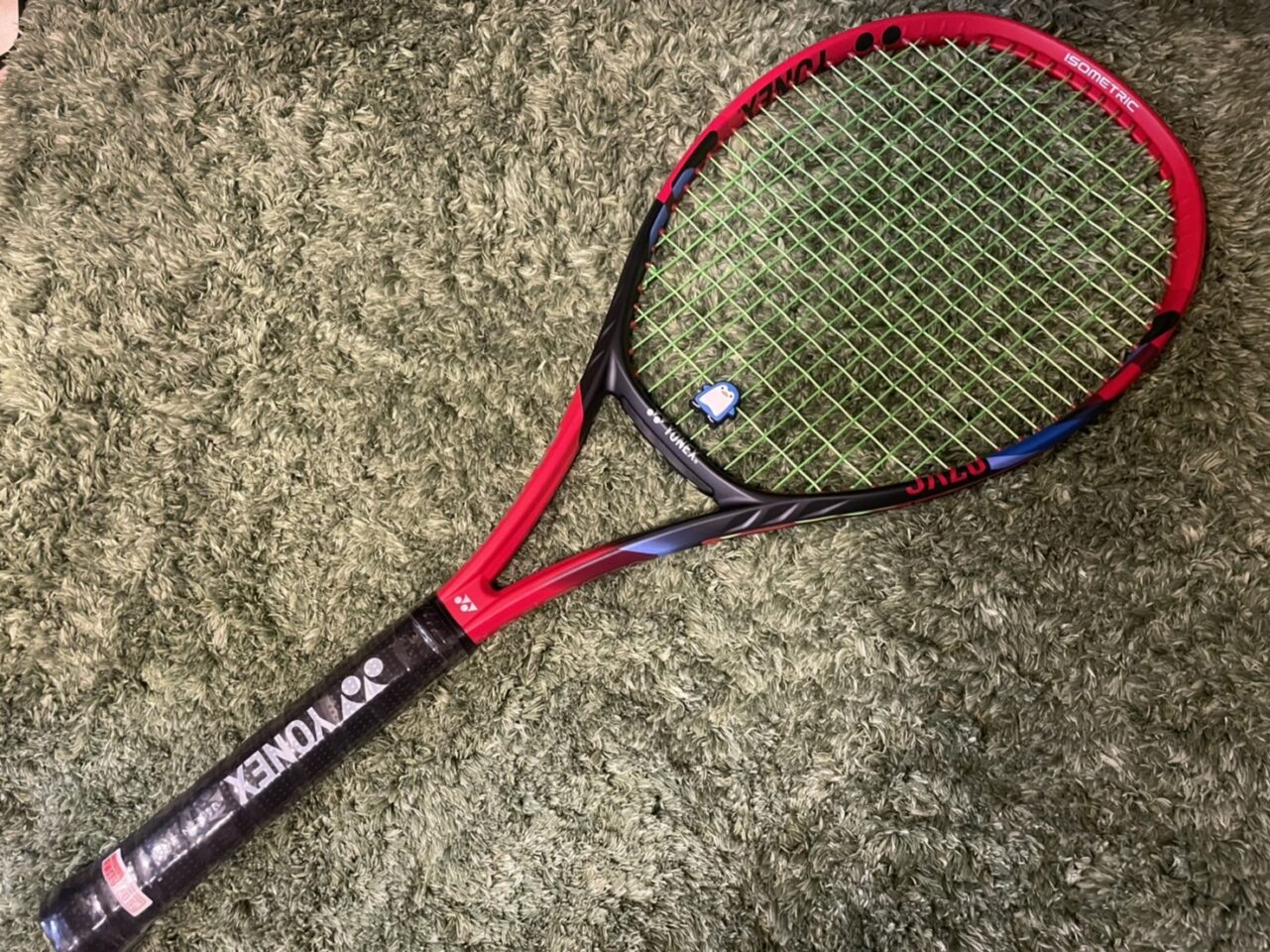 極美品 YONEX vコア98 2023年モデル 2本セット テニス ラケット(硬式用